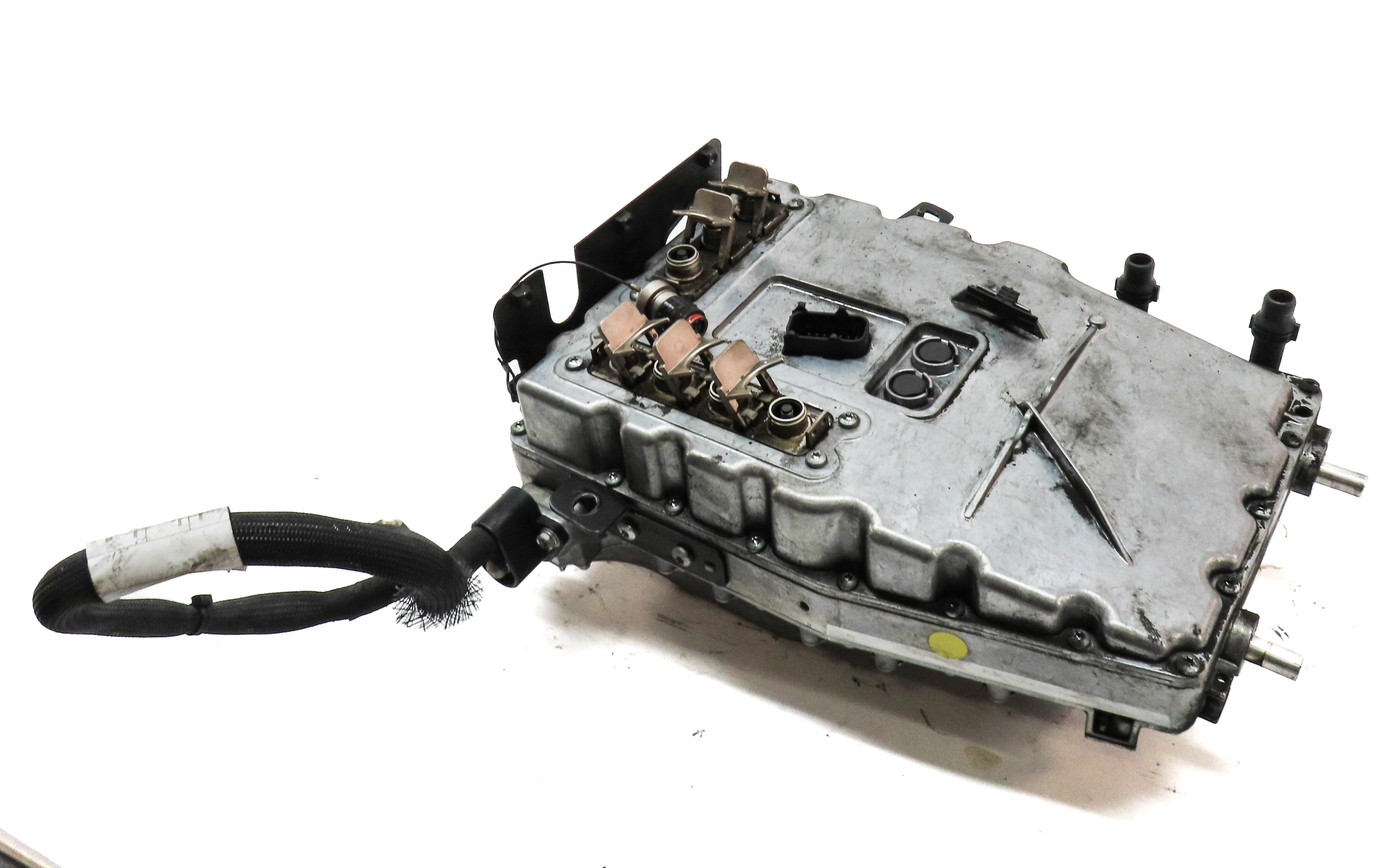 2011 PORSCHE CAYENNE HYBRID (958) 3.0L HYBRID BATTERY POWER INVERTER — exact item pictured